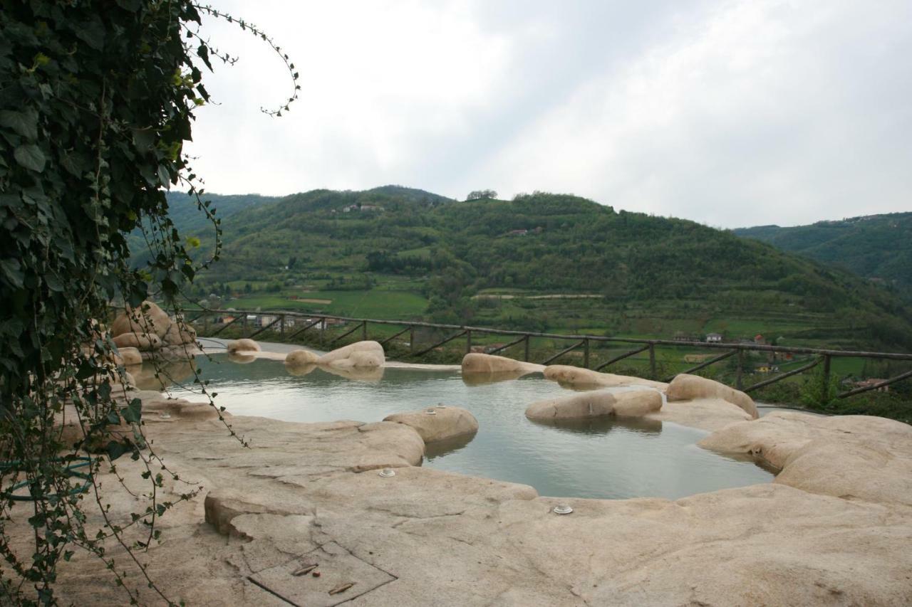 Tenuta Pian D'Attesio - Agriturismo Castelletto Soprano Dış mekan fotoğraf