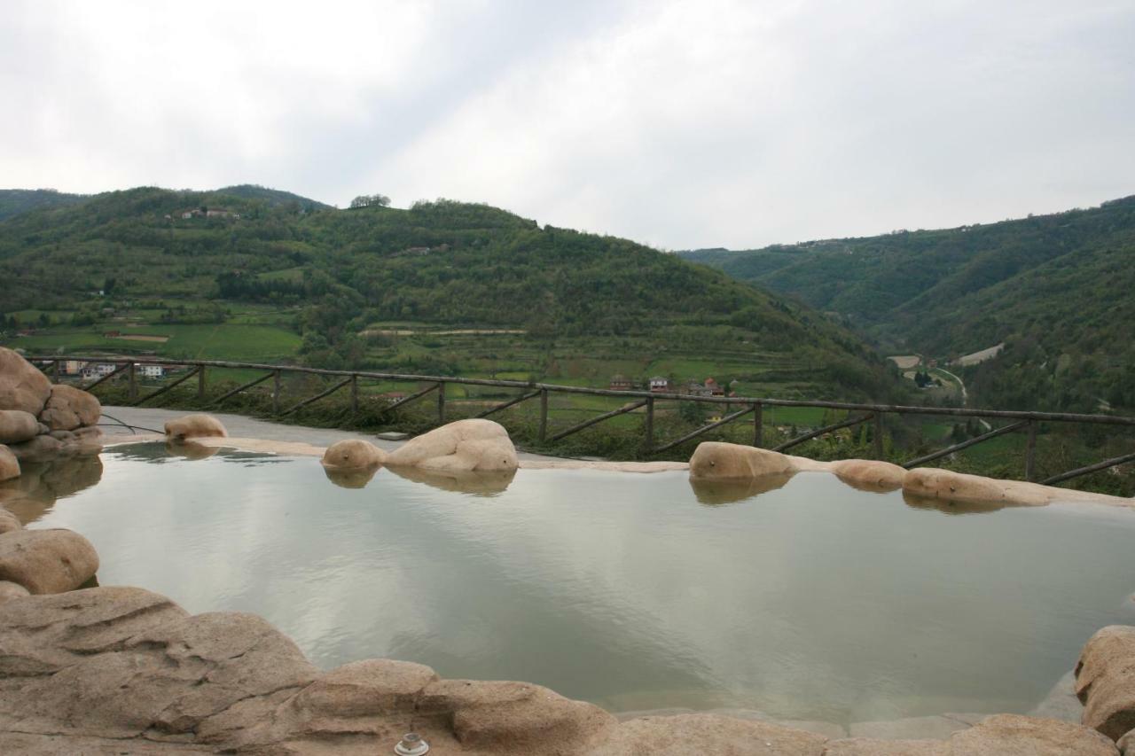 Tenuta Pian D'Attesio - Agriturismo Castelletto Soprano Dış mekan fotoğraf