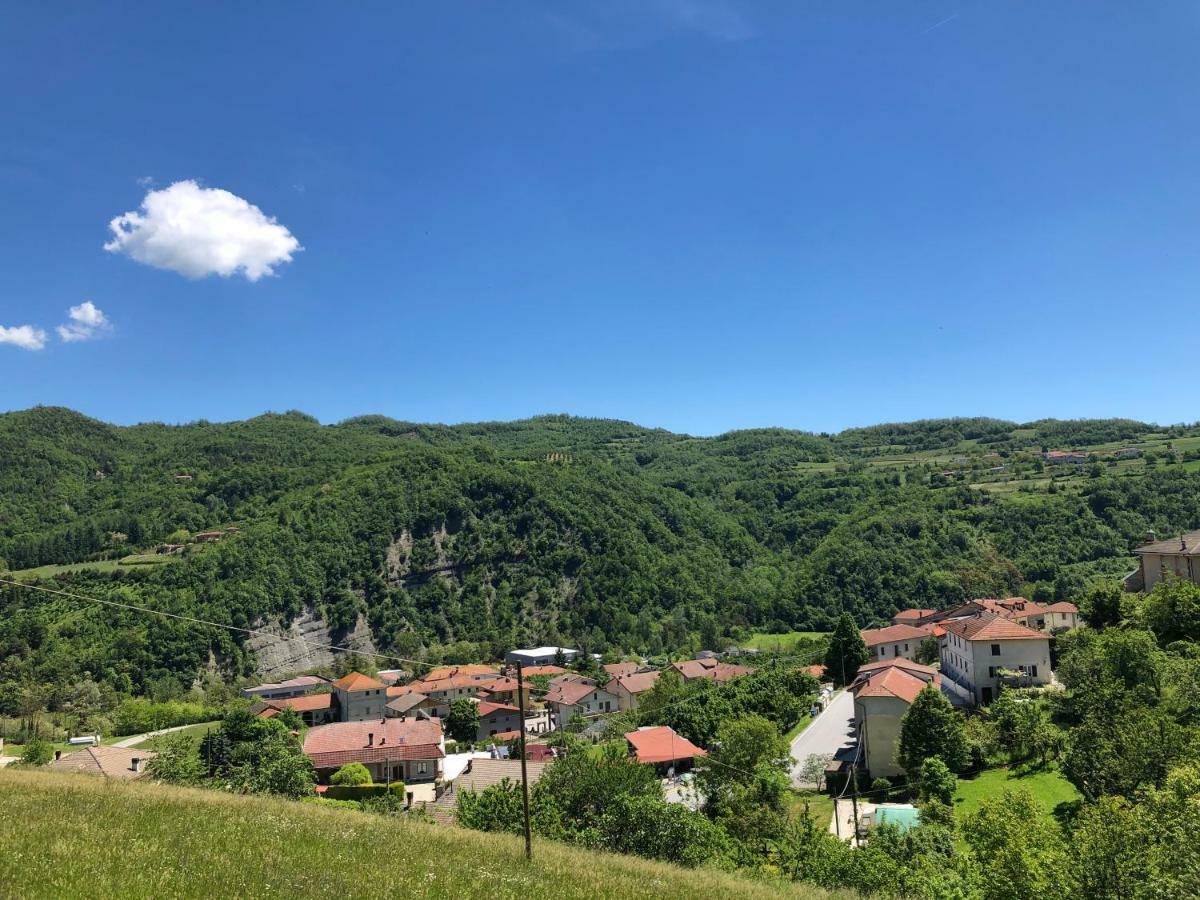Tenuta Pian D'Attesio - Agriturismo Castelletto Soprano Dış mekan fotoğraf